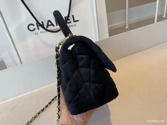 First Bag Ru HANDLE TOP FLAP MINI CHANEL BAG WITH 0604
